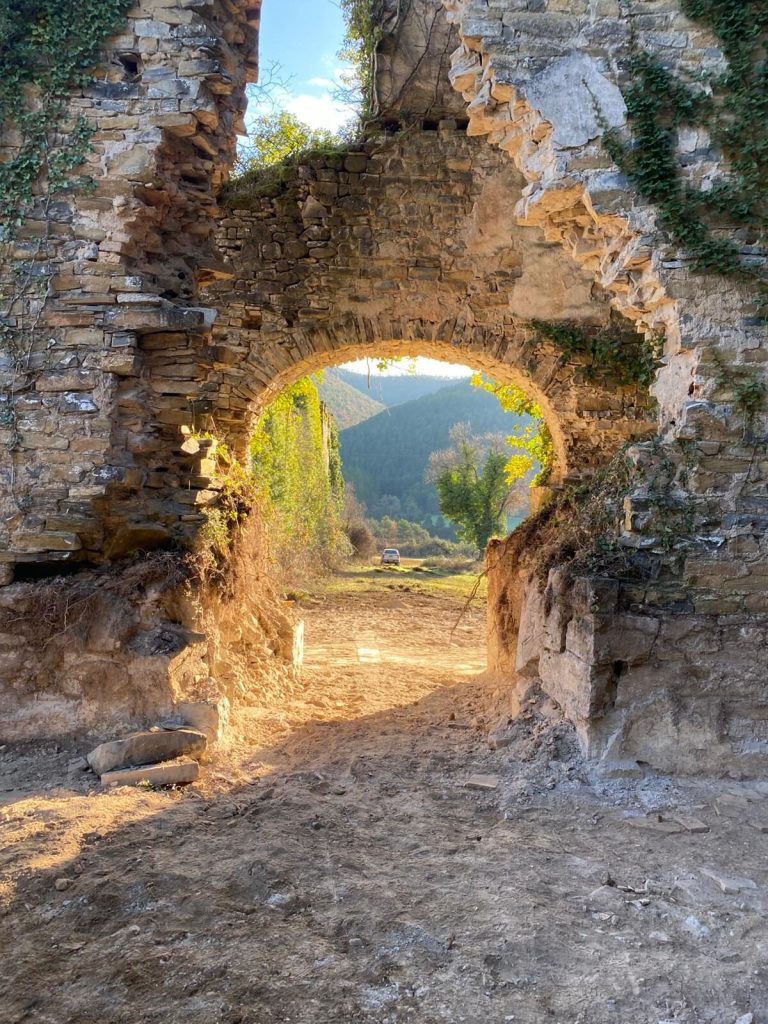 Paso de piedra tradicional en Javierregay